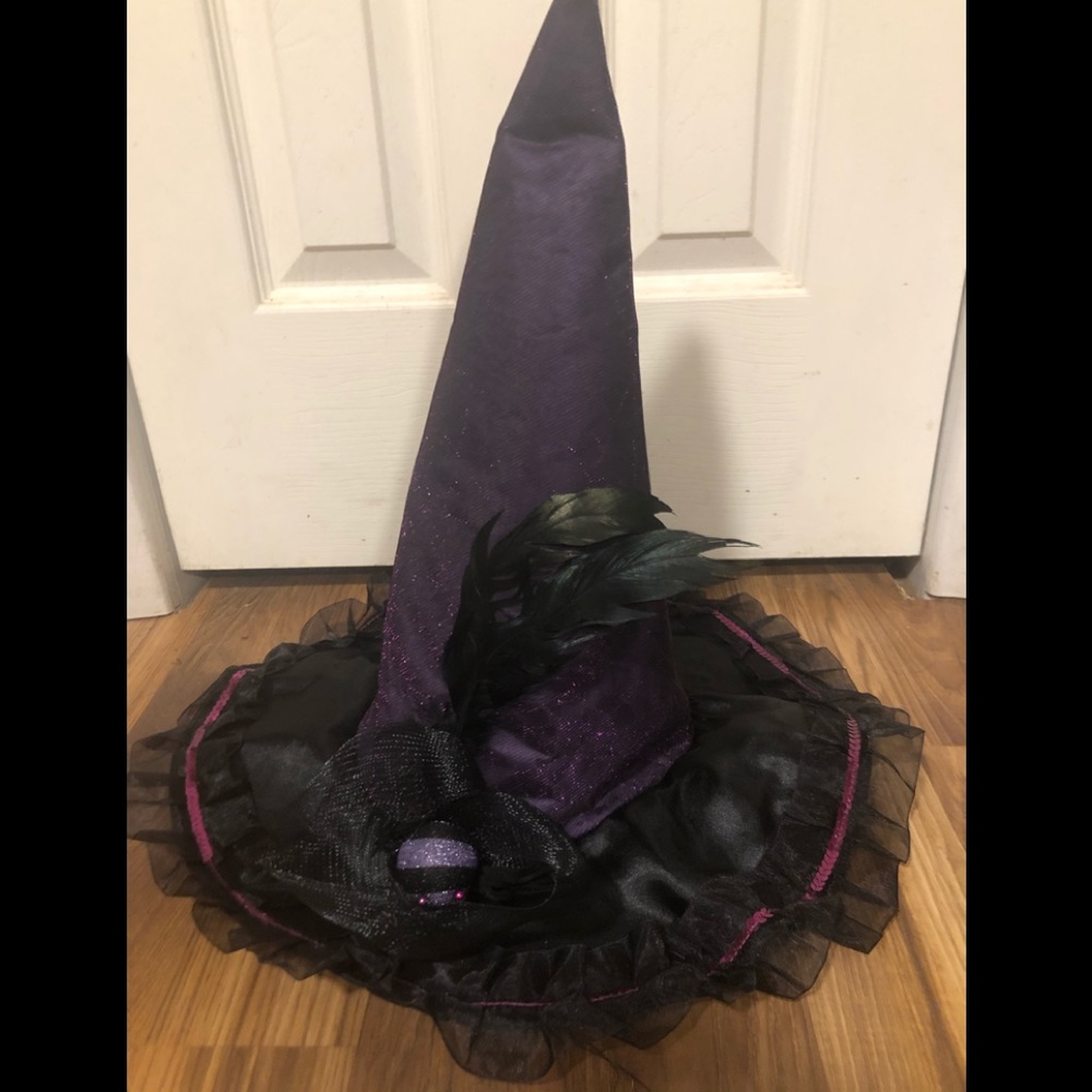 Halloween witch hat